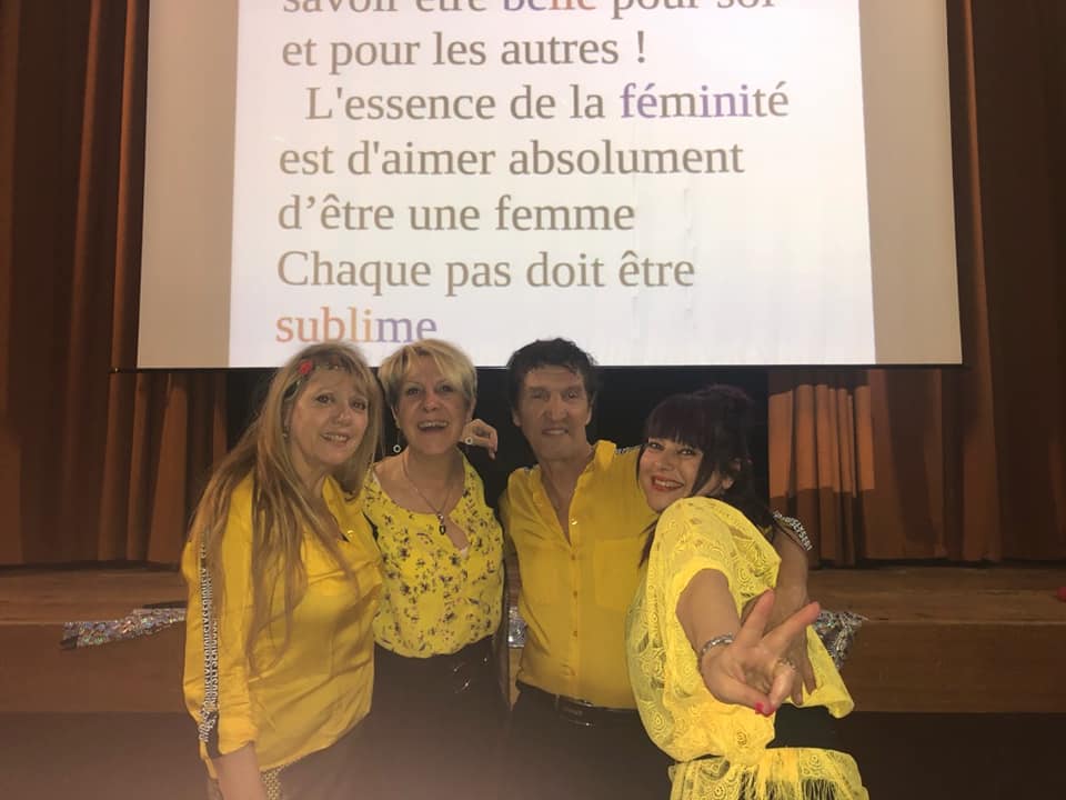 8 mars  2 feminit en jaune.jpg